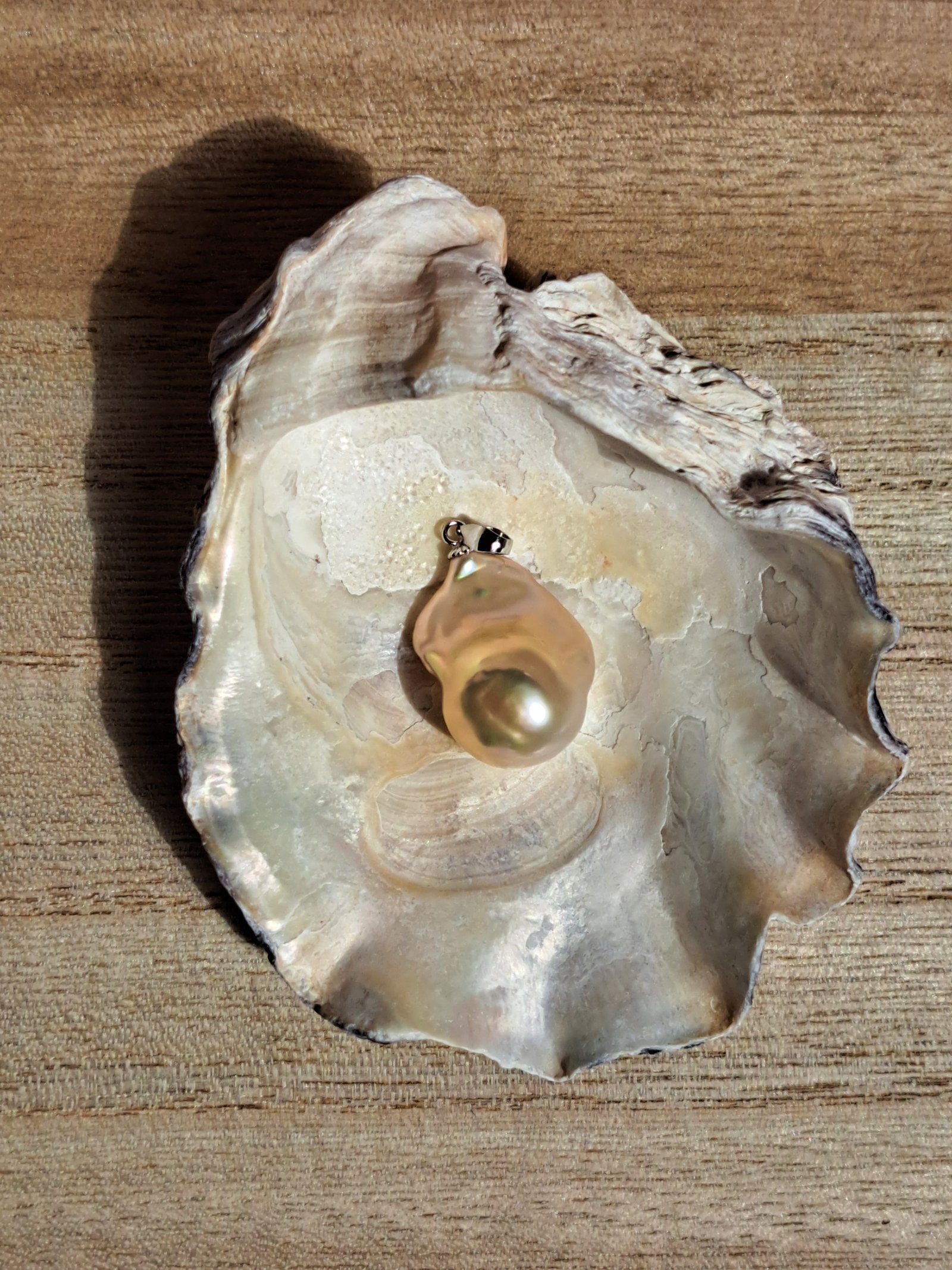 Sold IVORY Luster Baroque Pearl Pendant